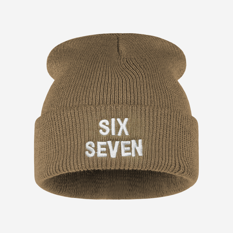 SIX SEVEN Letter Embroidered K - Beanie Cuffed Knit 评论和价格